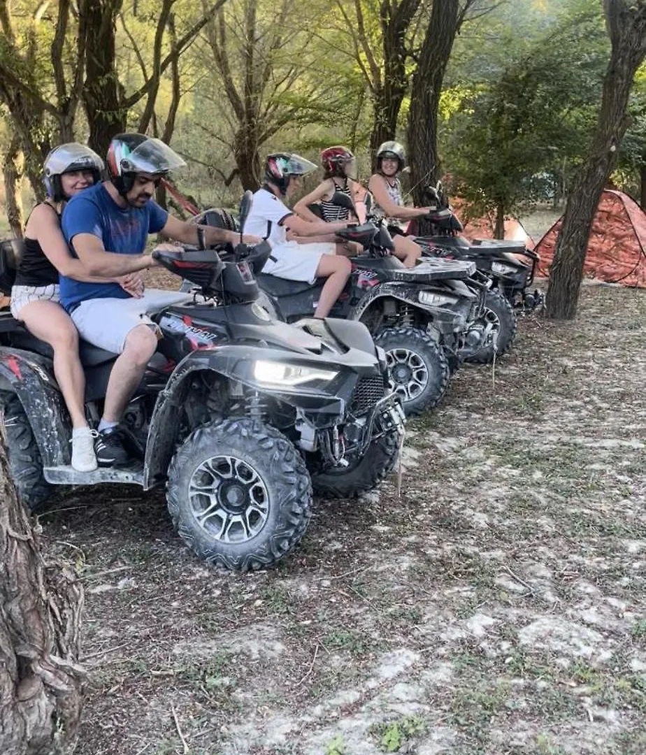 Lake Campground Silvano Berat